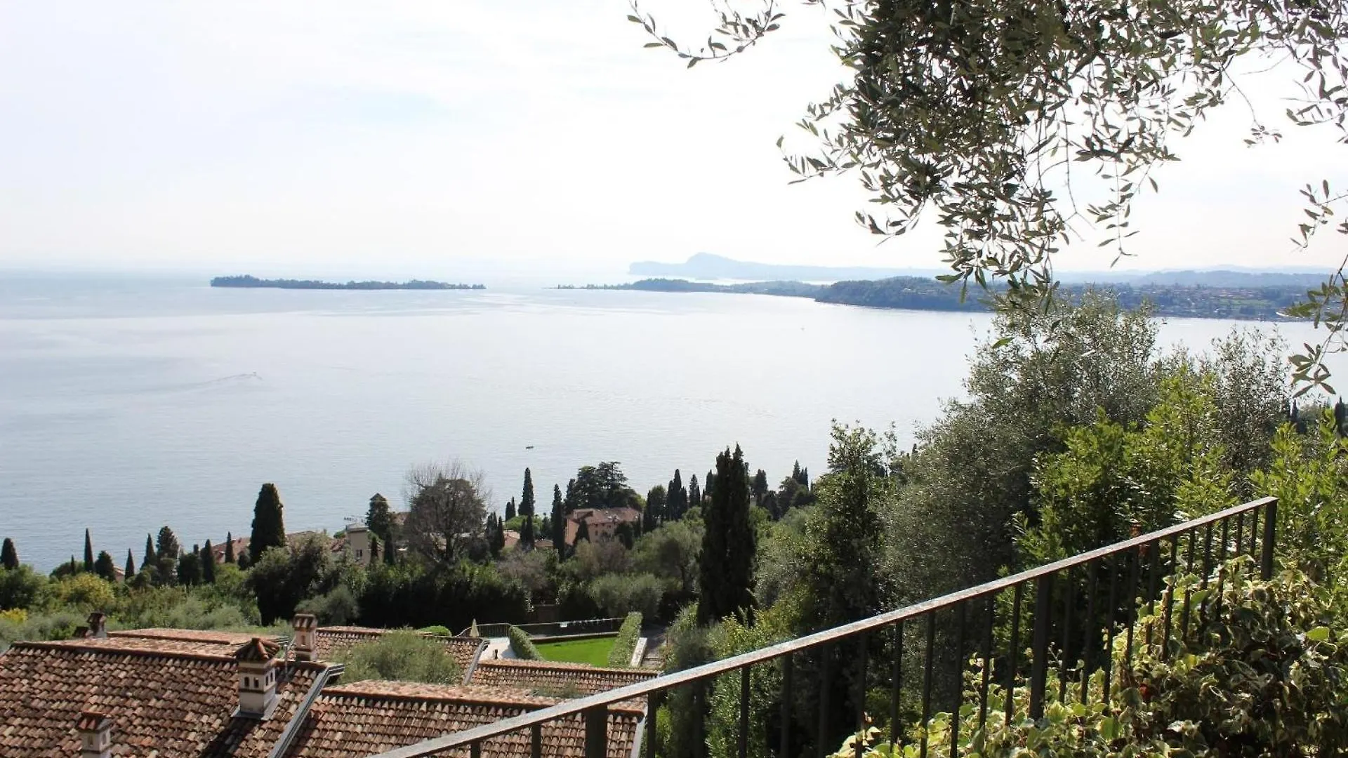 Ferienhaus In Gardone Riviera Mit Privatem Garten Und Schoener Aussicht
